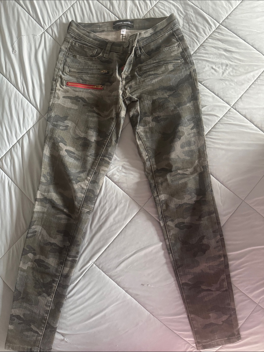 Skinny Camouflage Jeans with Red Zip Detail